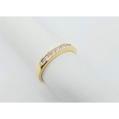 18K Yellow Gold Single Row 9 Princess Cut Diamond Wedding Ring Band
