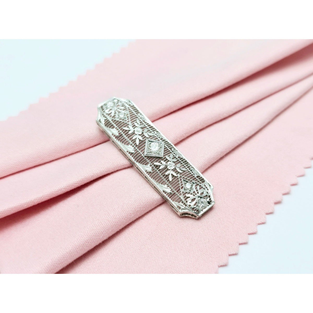 Vintage 850 Platinum Old Cut Diamond Drop Down Bar Charm Pendant