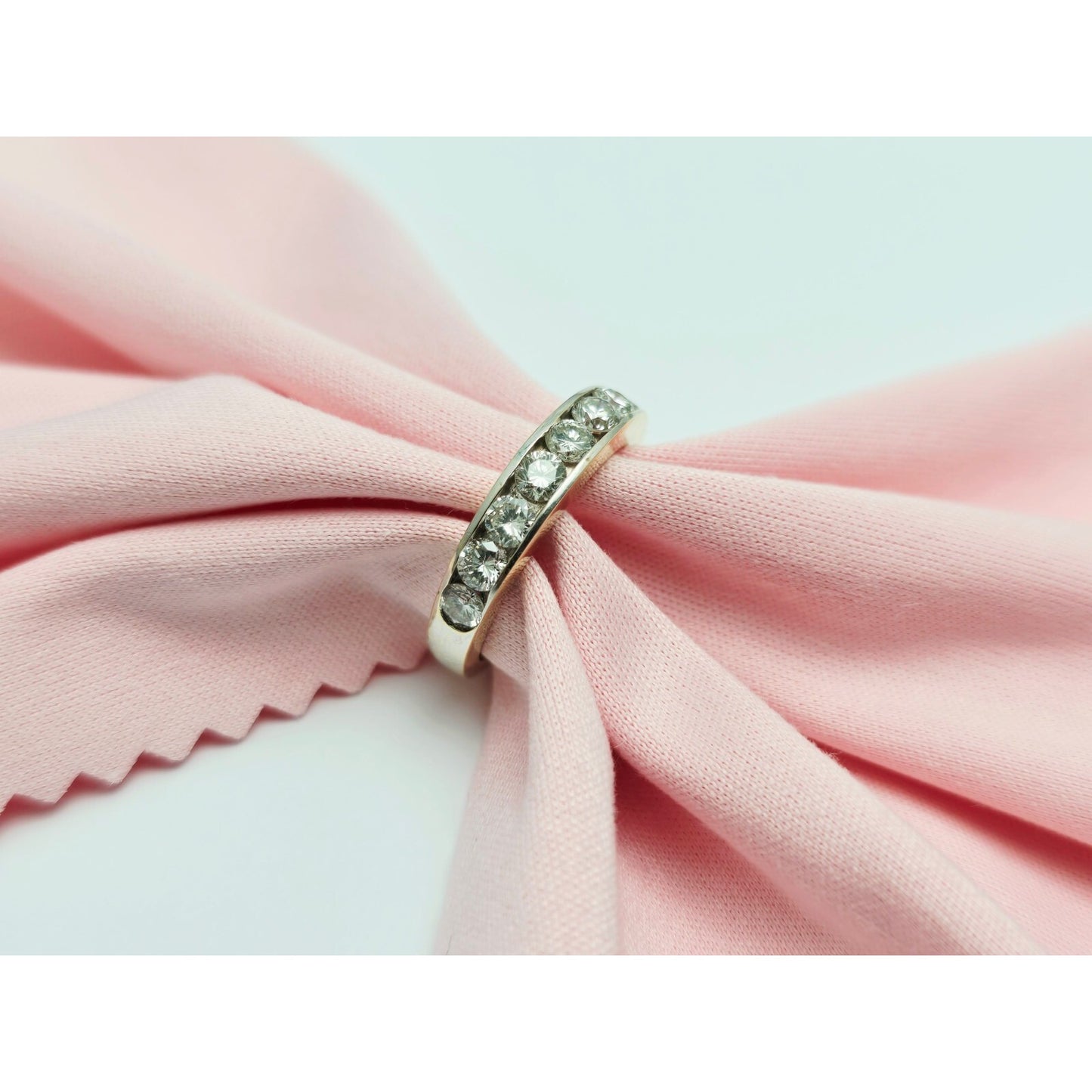 14K Yellow Gold Single Row Diamond Wedding Ring Band