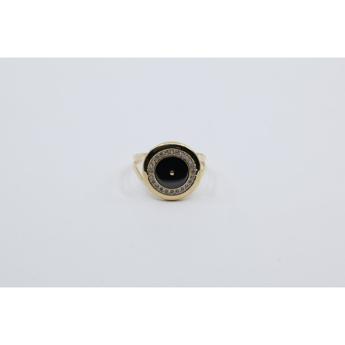 14K Yellow Gold Round Shaped Onyx & CZ Ring
