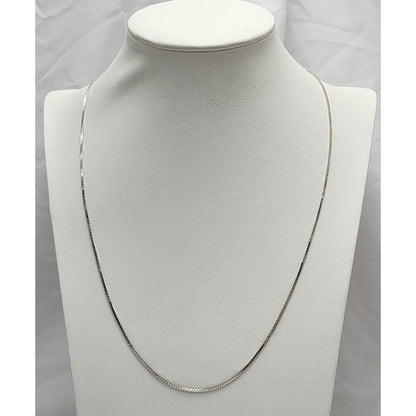 18K White Gold Box Link Chain Necklace