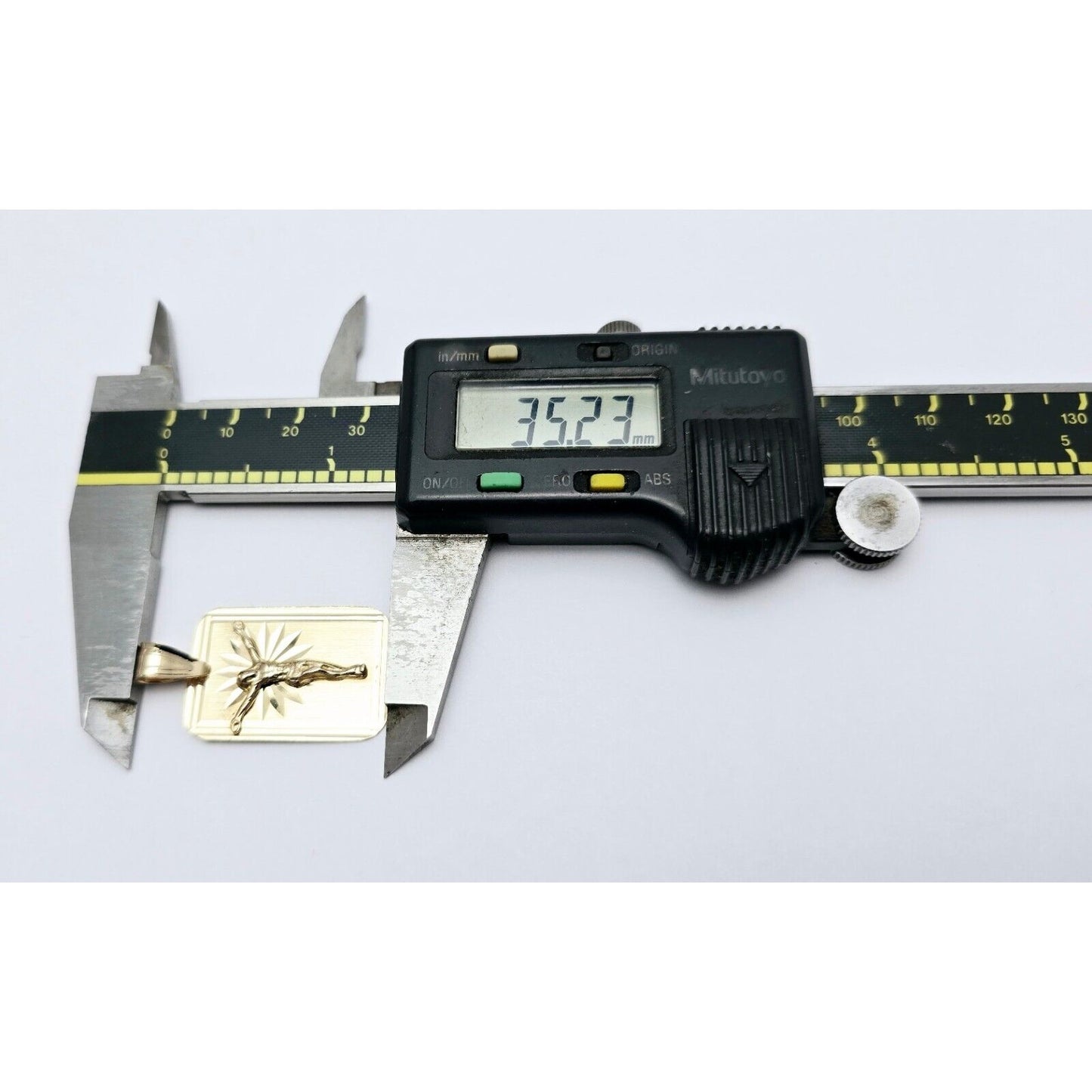 14K Yellow Gold Religious Diamond Cut Jesus Charm Pendant