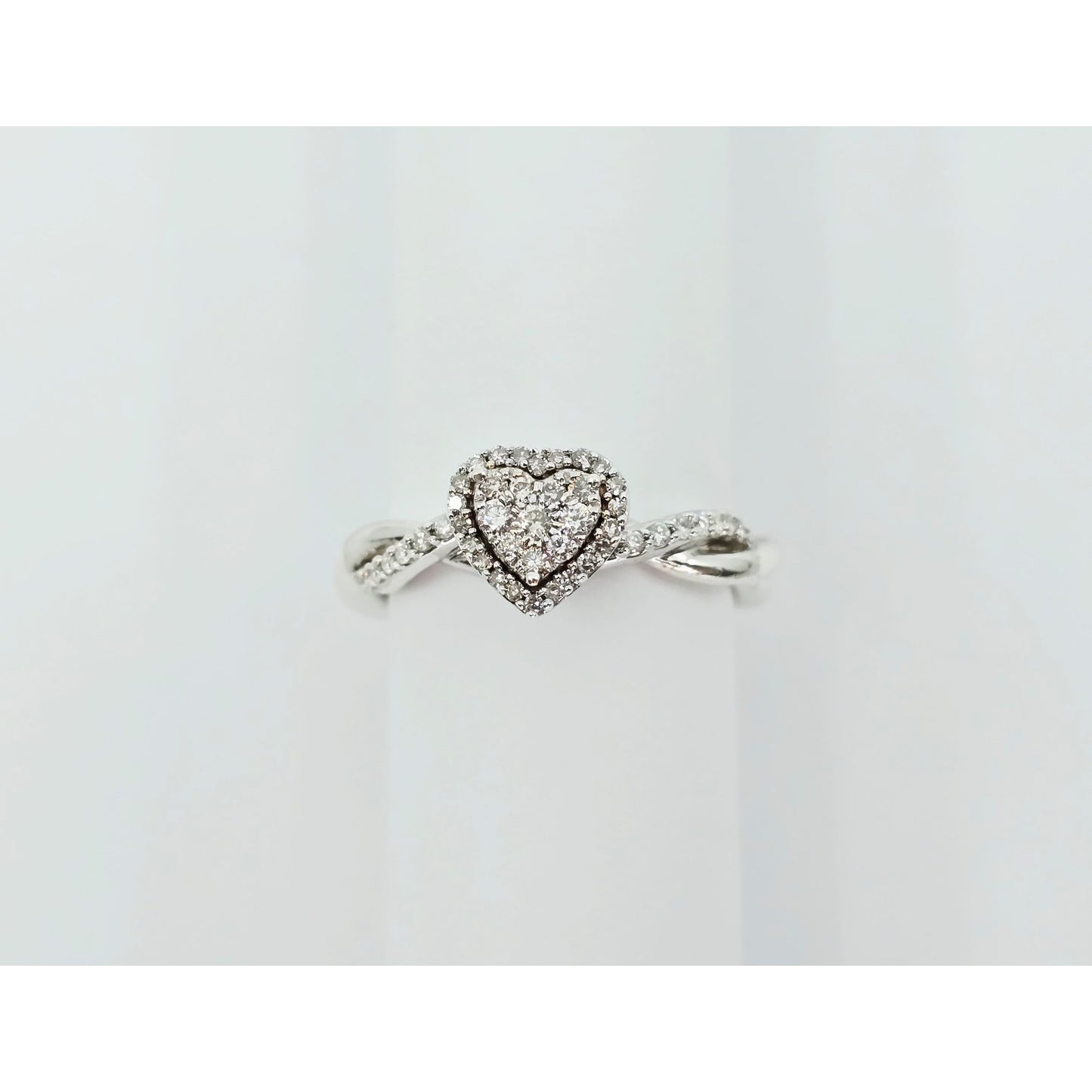 Sterling Silver 925 Heart Shaped Twisting Diamond Ring