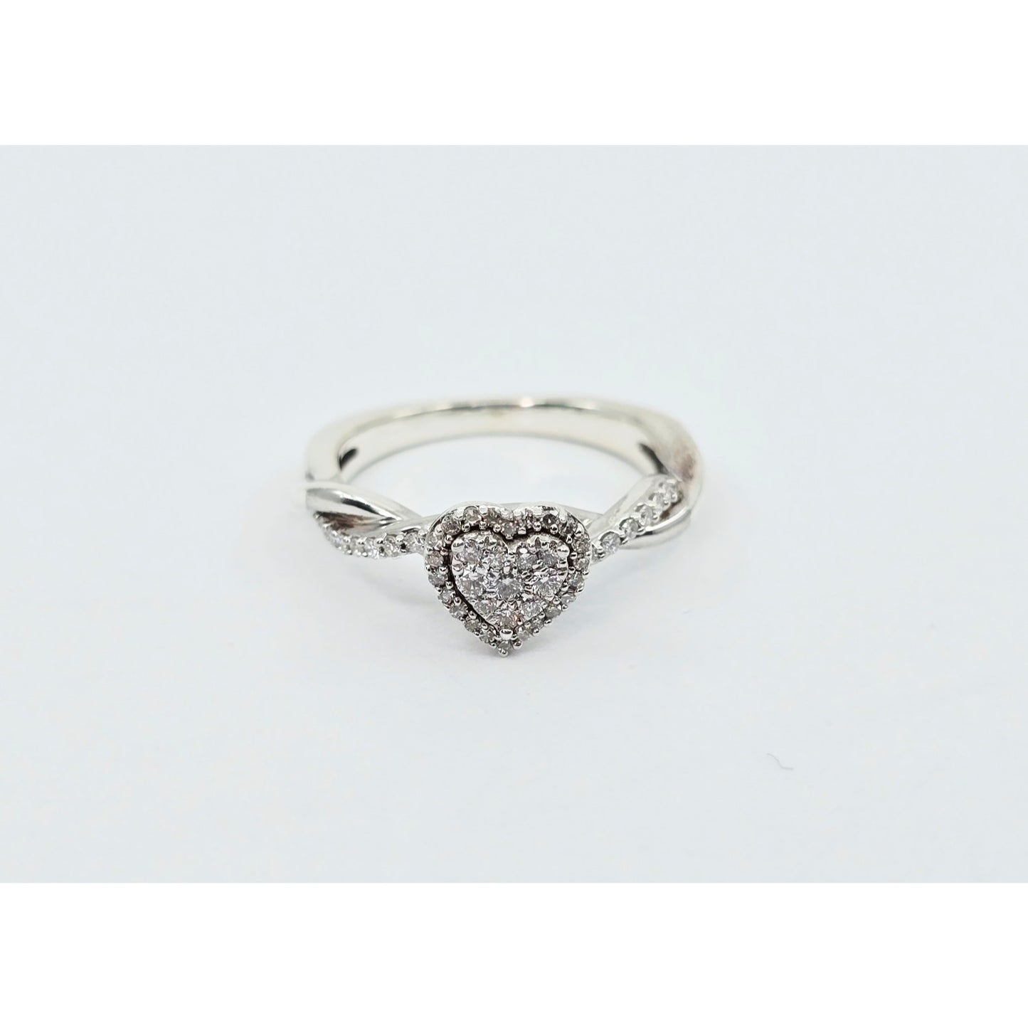 Sterling Silver 925 Heart Shaped Twisting Diamond Ring