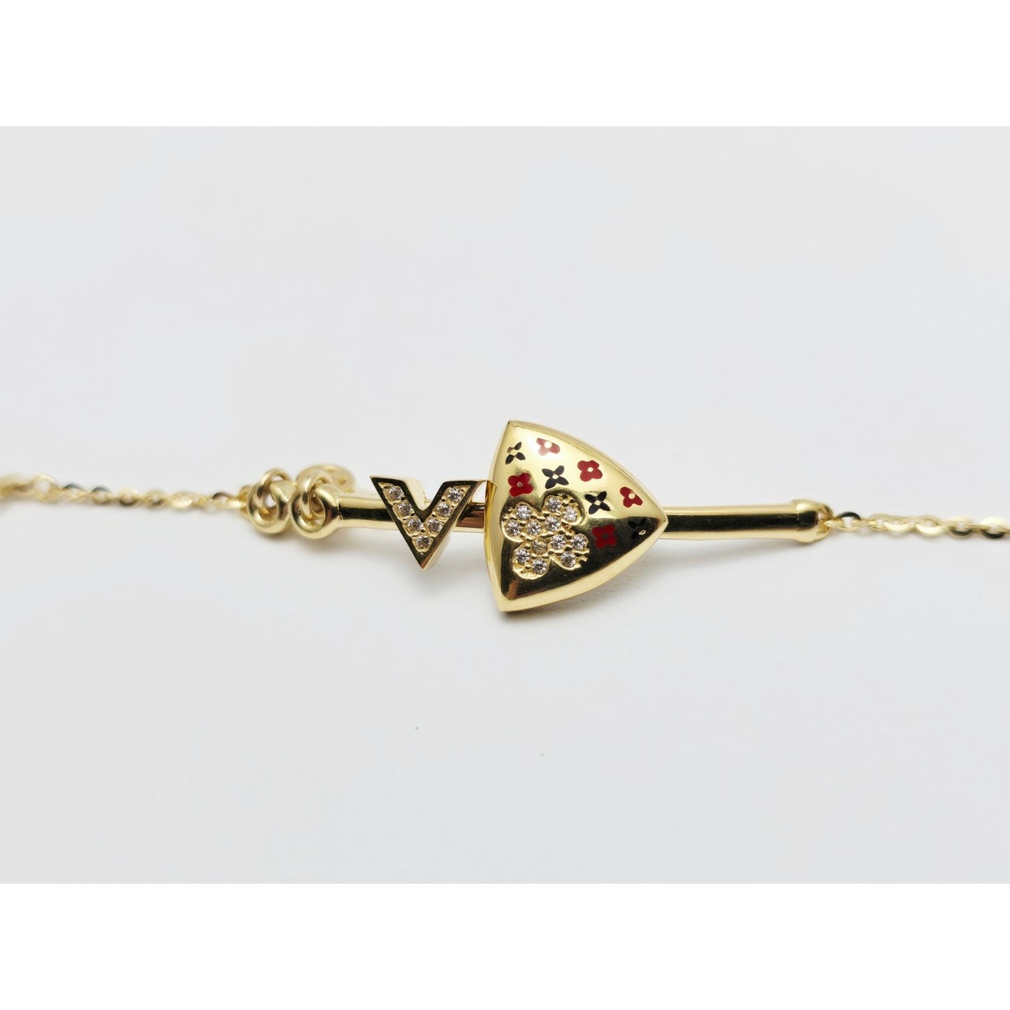 18K Yellow Gold Motion Enamel V Resizable Link Chain Bracelet