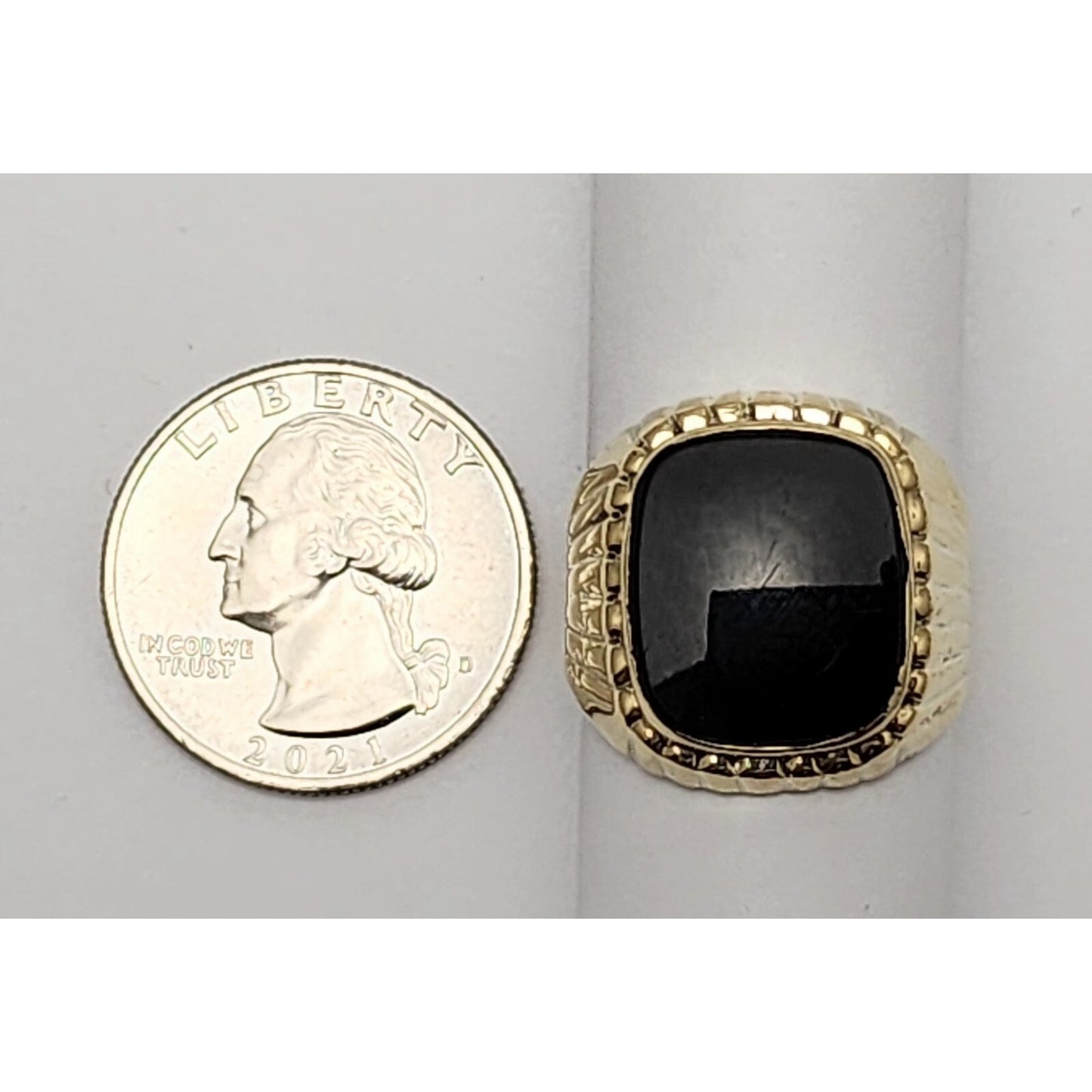 14K Yellow Gold Onyx Gemstone Ring
