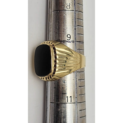 14K Yellow Gold Onyx Gemstone Ring