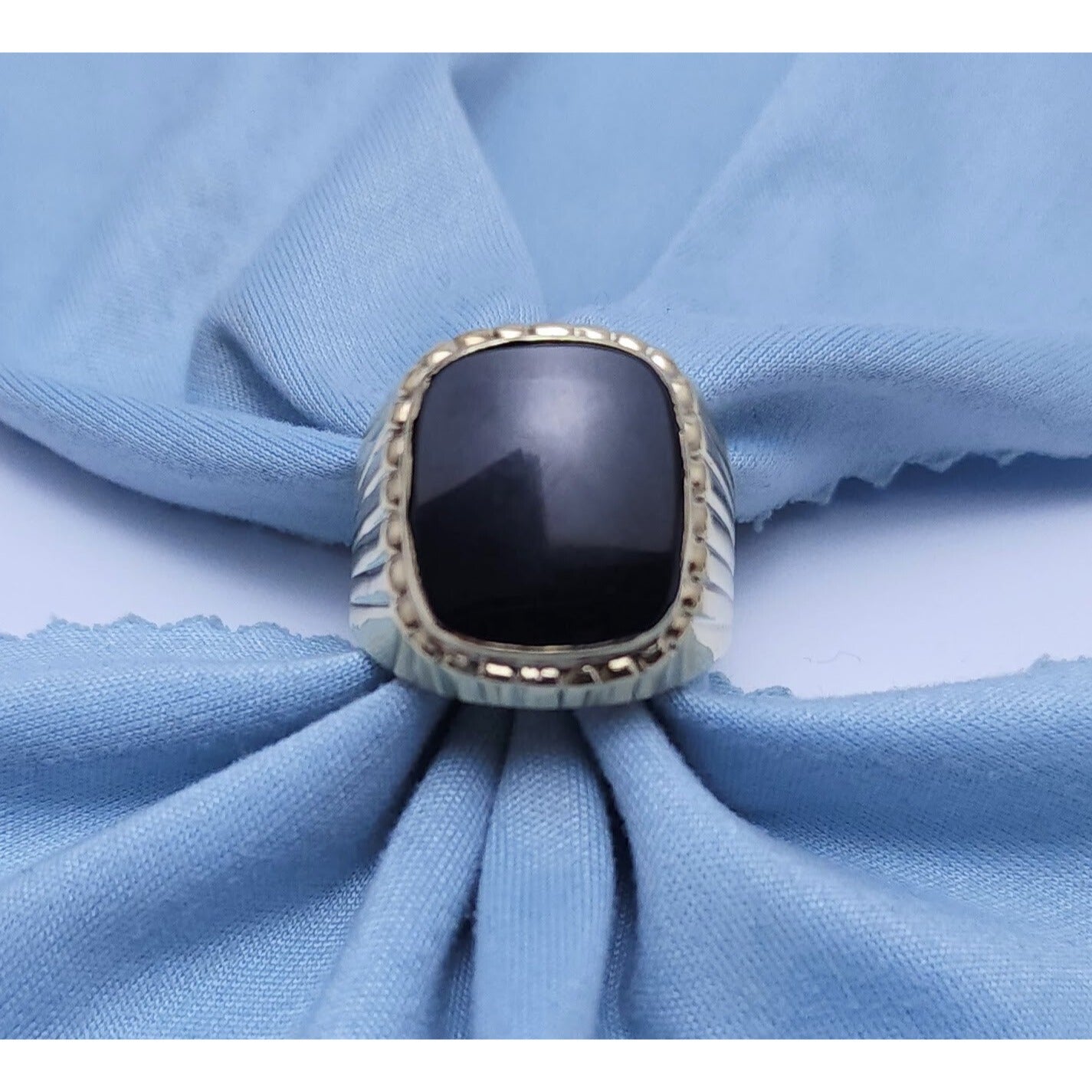 14K Yellow Gold Onyx Gemstone Ring