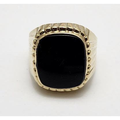 14K Yellow Gold Onyx Gemstone Ring