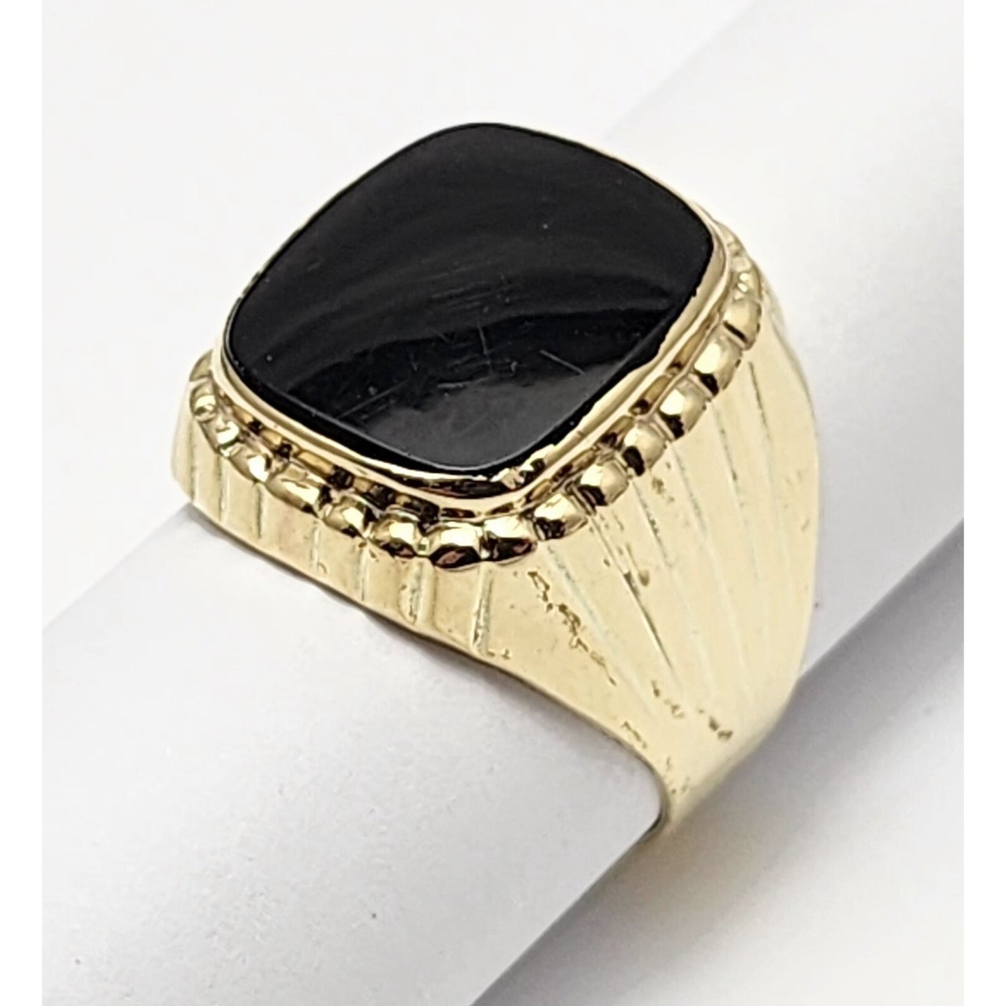 14K Yellow Gold Onyx Gemstone Ring