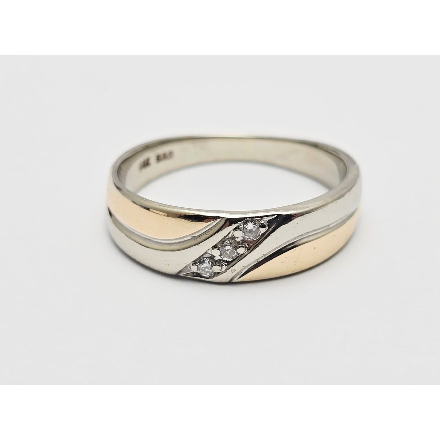 14K Two Tone Gold Wavy 3 Stone Diamond Wedding Band Ring