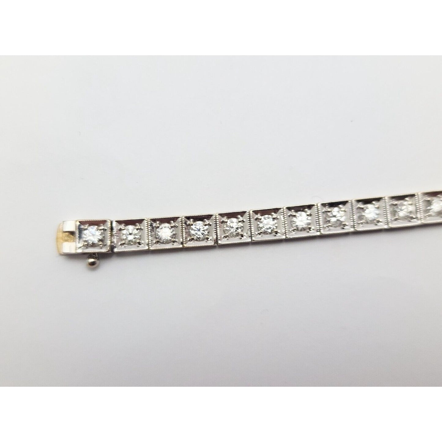 18K White Gold Diamond Tennis Link Bracelet