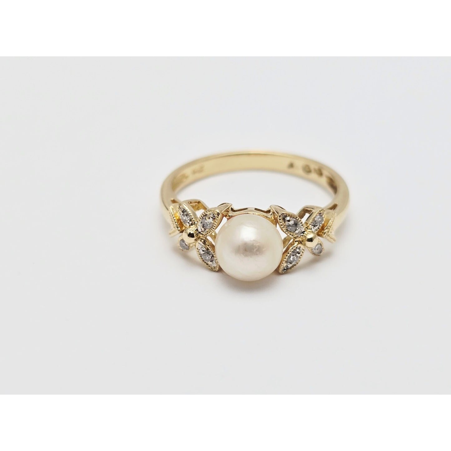 14K Yellow Gold Pearl & Diamond Butterfly Ring