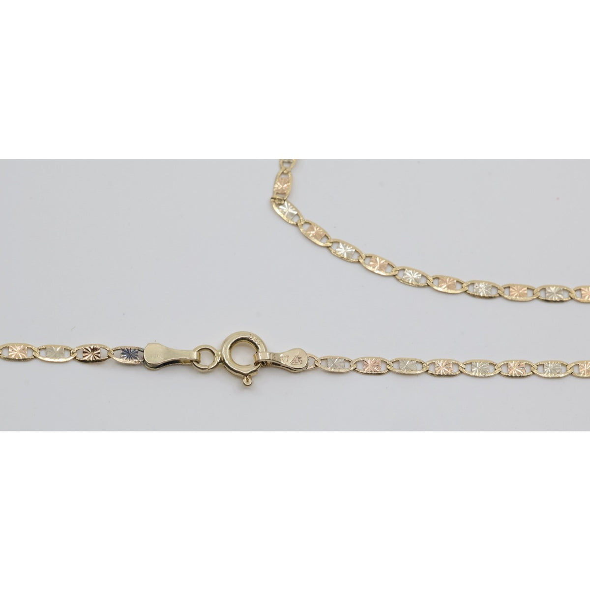 14K Yellow Gold Valentino Link Chain Necklace