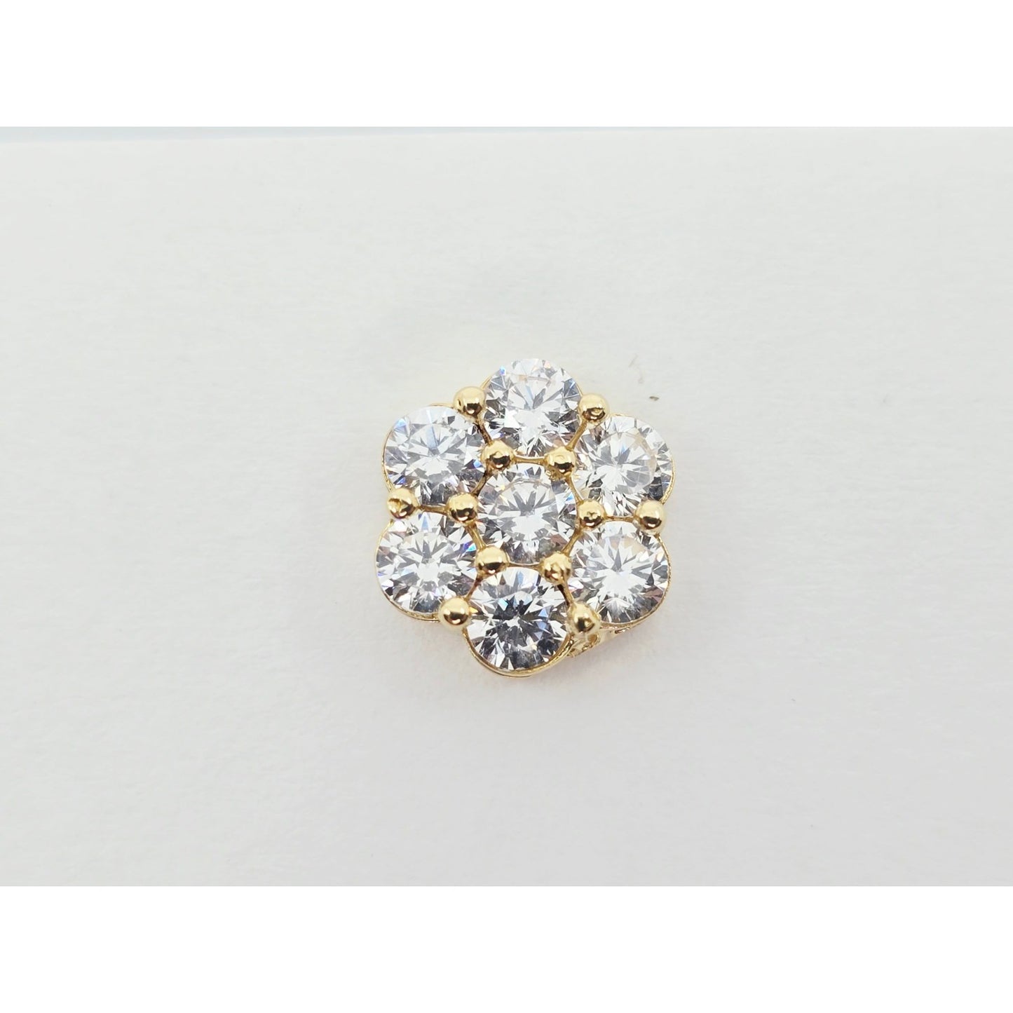Single 10K Yellow Gold Round Shaped Flower Stud CZ Earring
