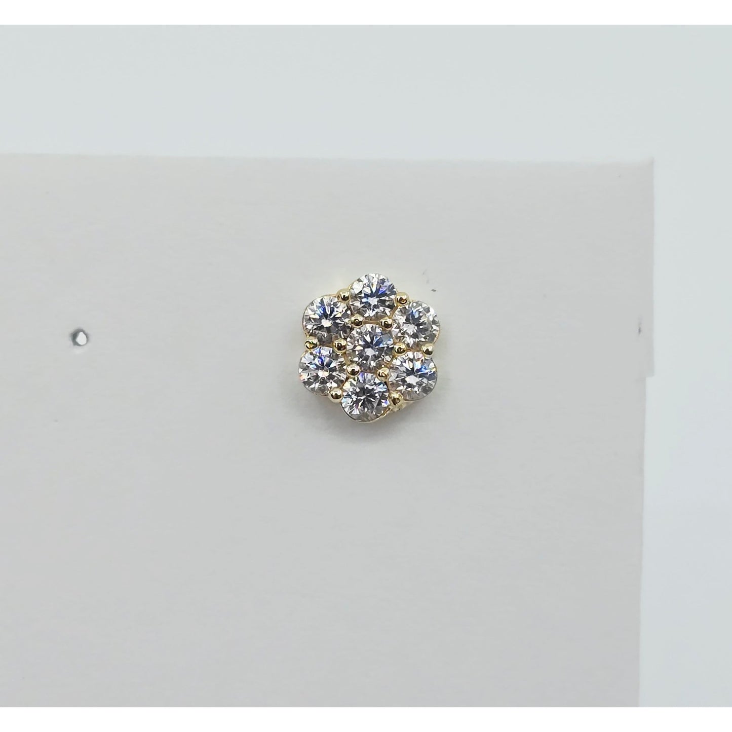 Single 10K Yellow Gold Round Shaped Flower Stud CZ Earring