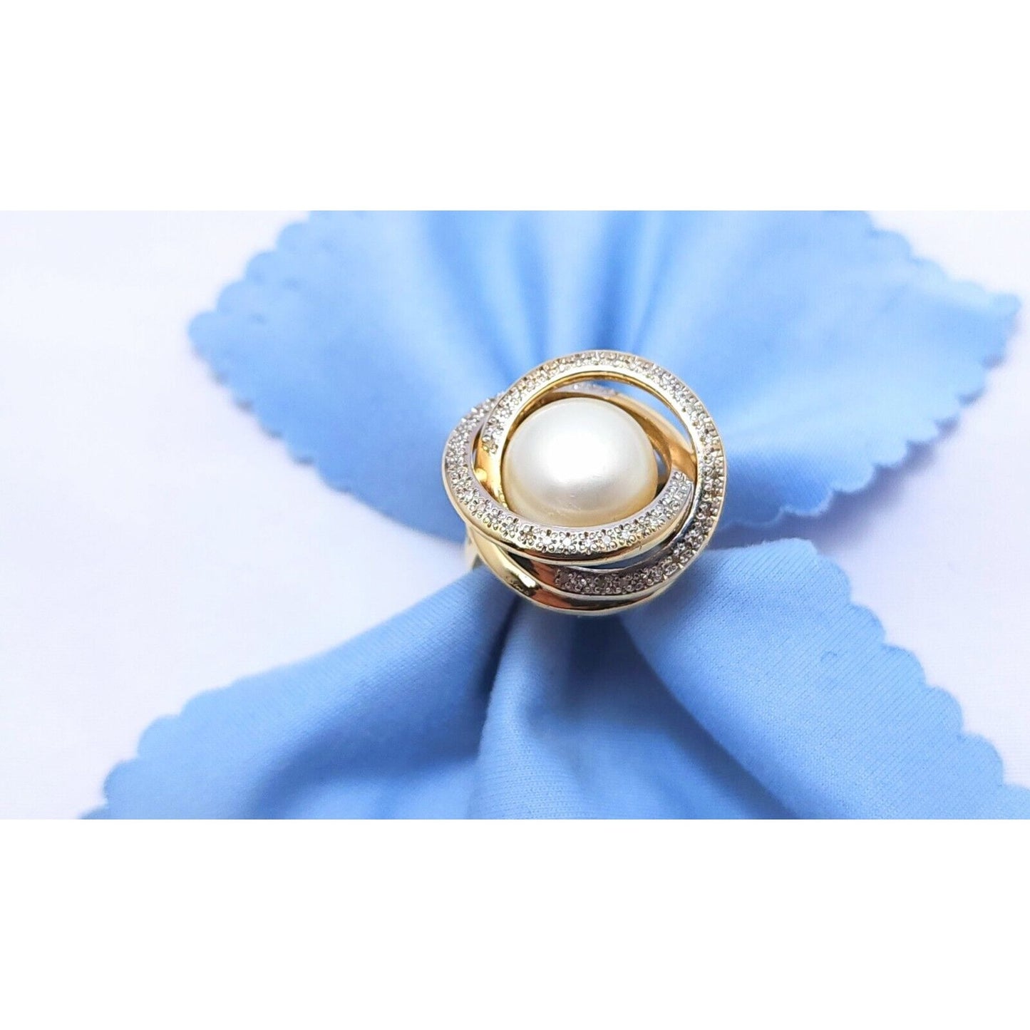 14K Yellow Gold Large Pearl & Diamond Ring