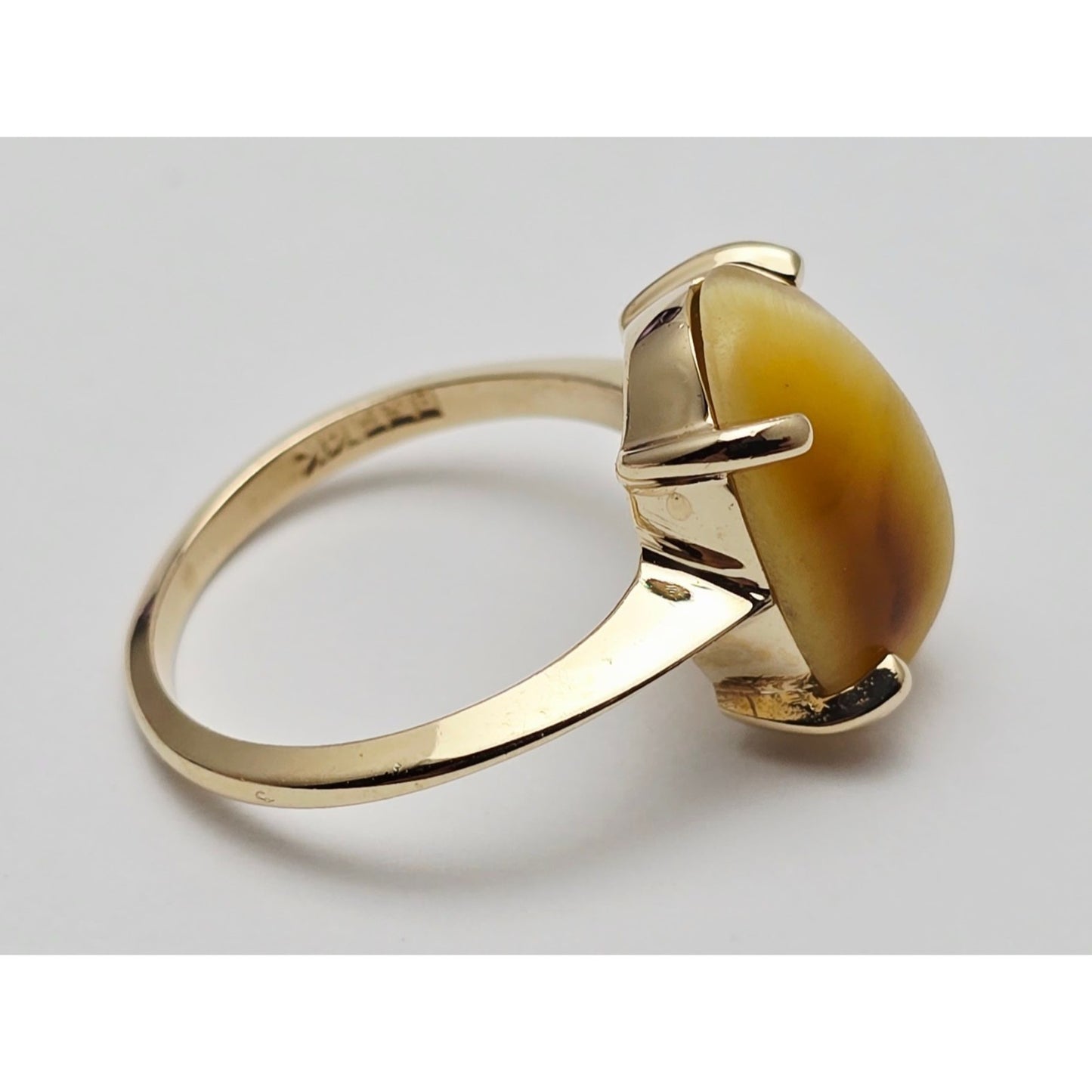 14K Yellow Gold Cabochon Chrysoberyl Ring