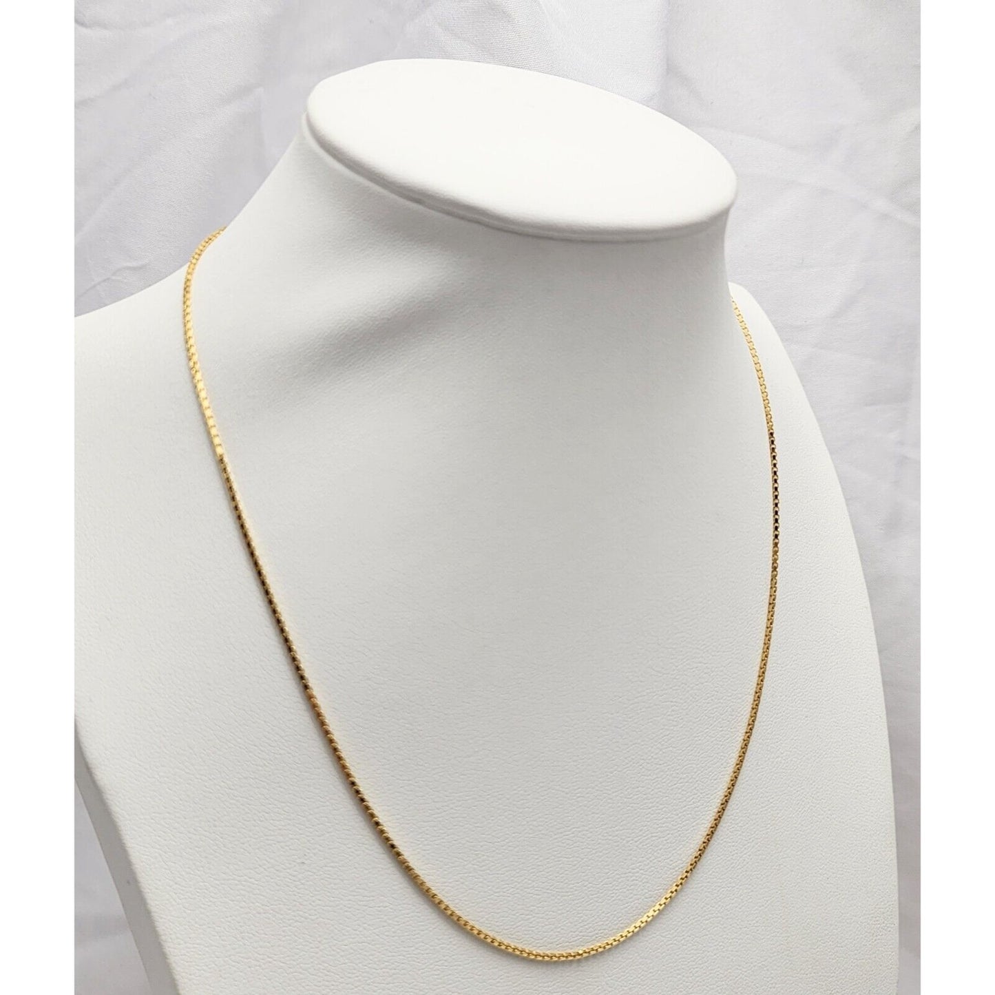 18K Yellow Gold Box Link Chain Necklace