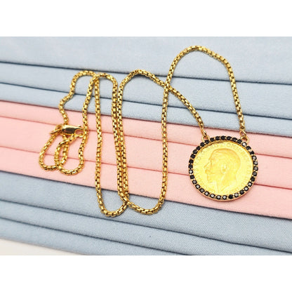 18K Yellow Gold Rounded Box Link Chain Necklace 22K Sovereign Gold Charm Pendant