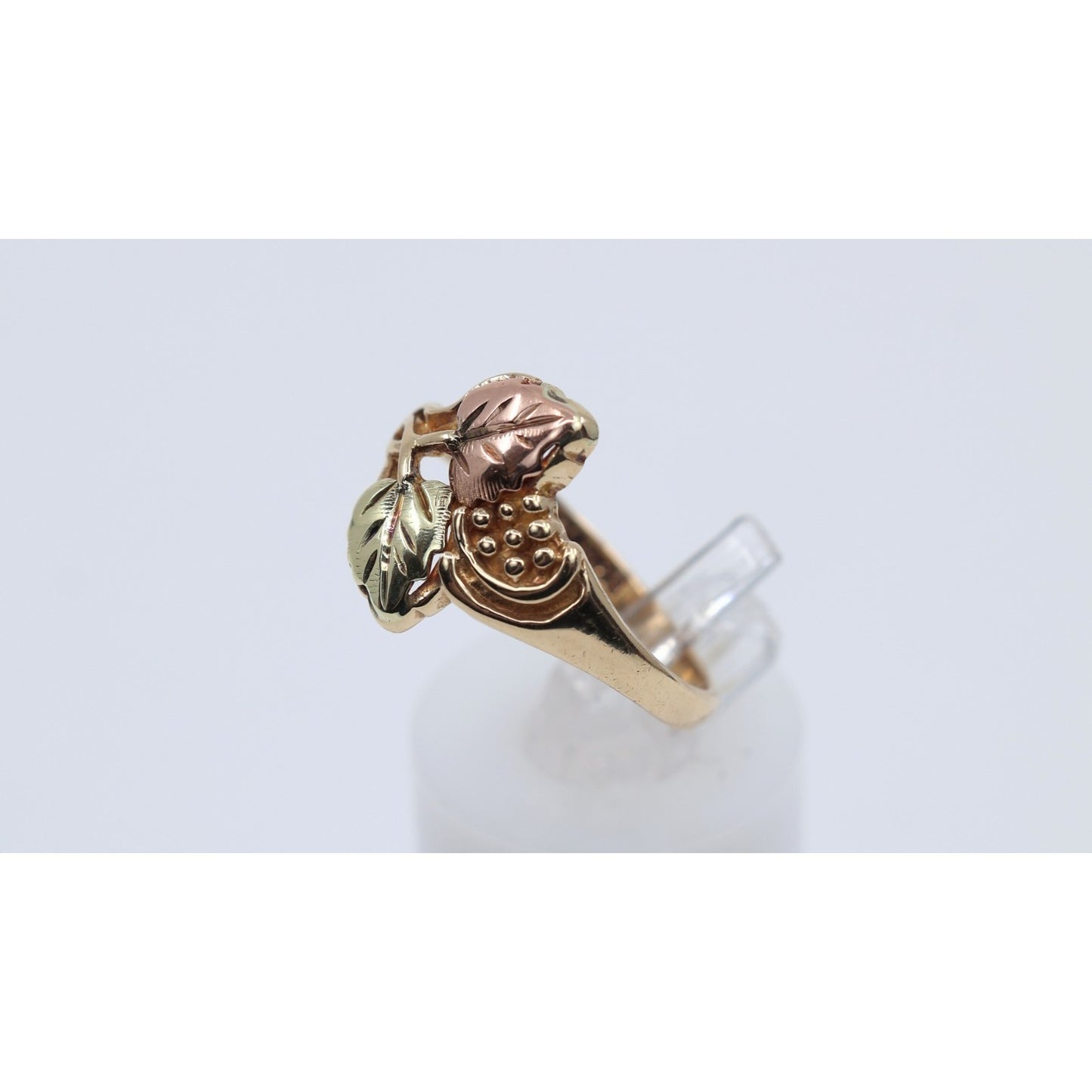 10K Tri Tone Gold Black Hills Gold Floral Leaves Ring