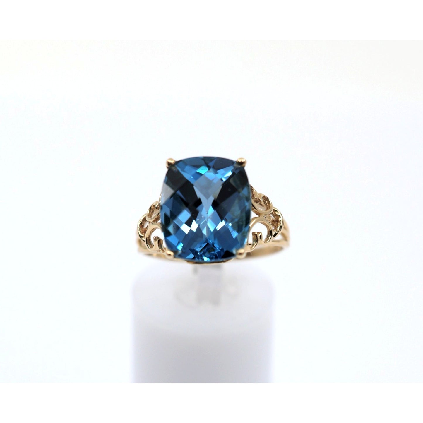 14K Yellow Gold Large Rectangular Blue Topaz Filigree Cocktail Ring