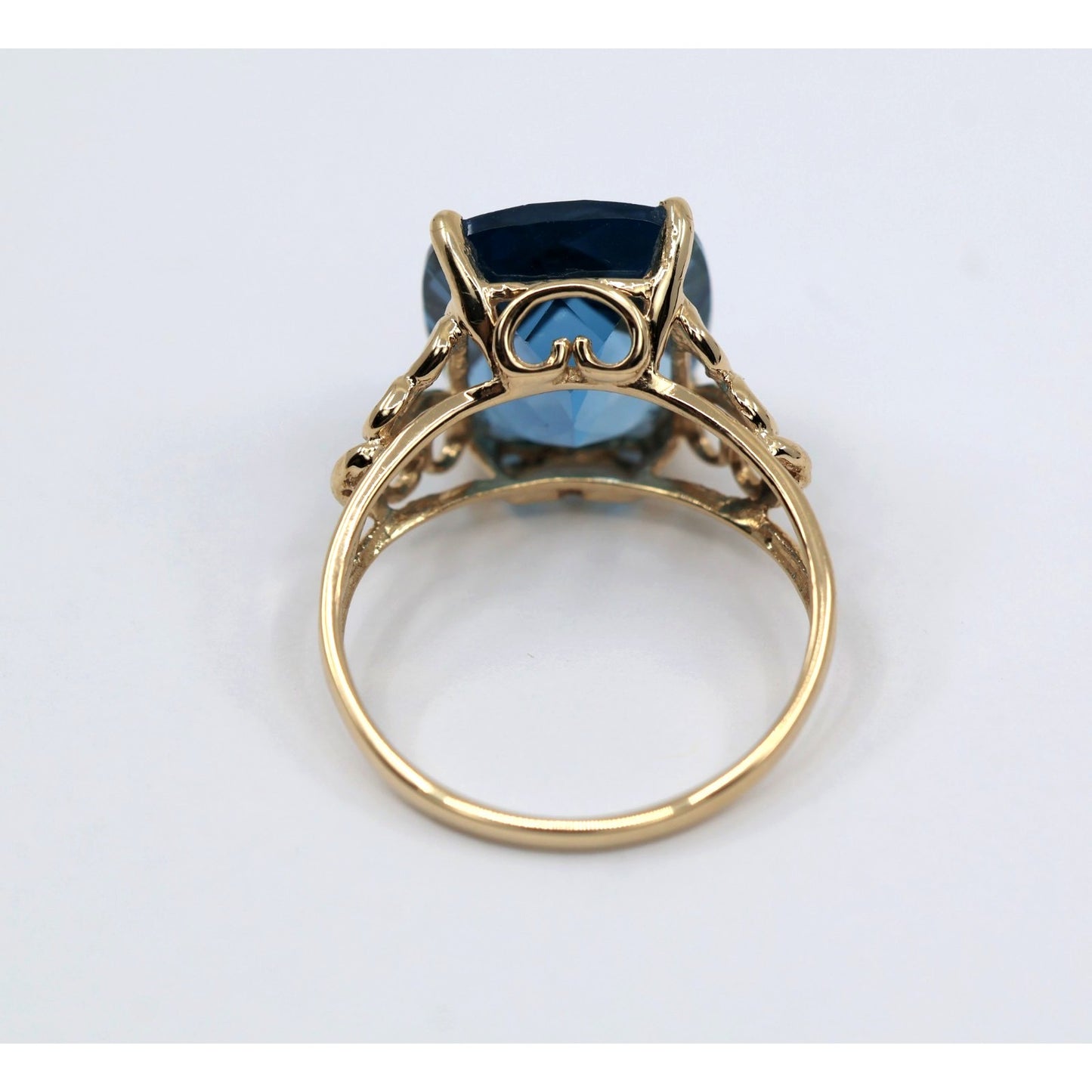 14K Yellow Gold Large Rectangular Blue Topaz Filigree Cocktail Ring