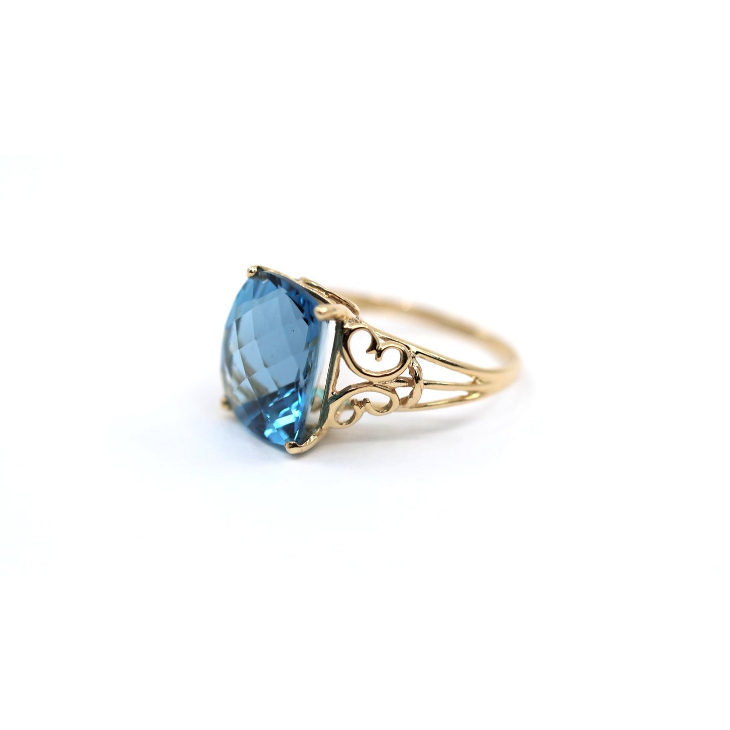 14K Yellow Gold Large Rectangular Blue Topaz Filigree Cocktail Ring