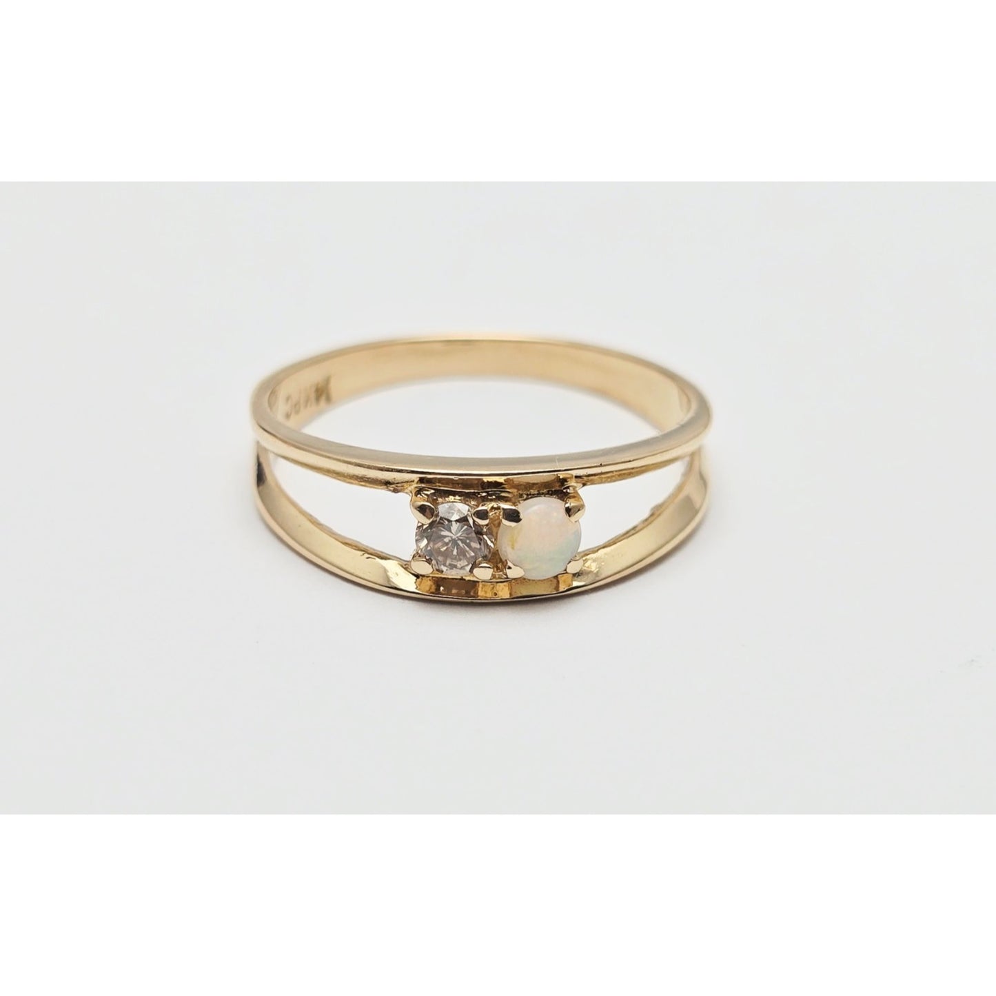 14K Yellow Gold Opal & Diamond Ring