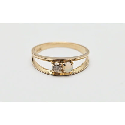 14K Yellow Gold Opal & Diamond Ring