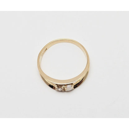 14K Yellow Gold Opal & Diamond Ring