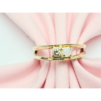 14K Yellow Gold Opal & Diamond Ring
