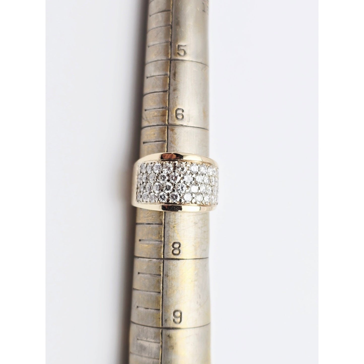 14K Yellow Gold Round Diamond Cluster Ring