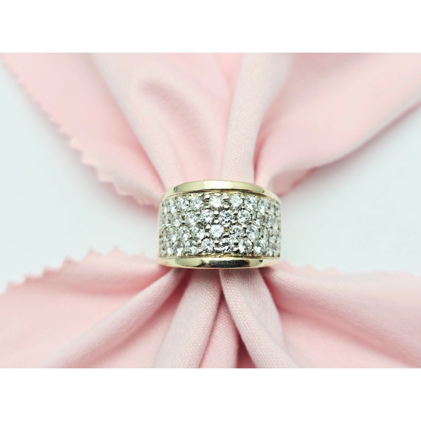 14K Yellow Gold Round Diamond Cluster Ring