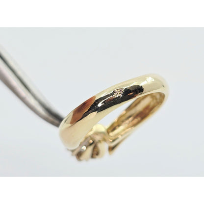 14K Two Tone Gold Round Shaped Diamond Ring