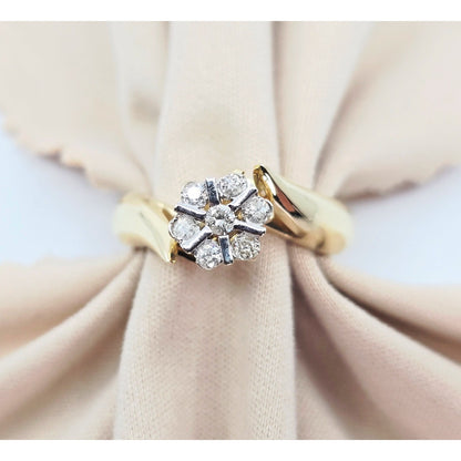 14K Two Tone Gold Round Shaped Diamond Ring