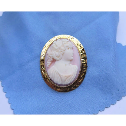 Vintage 10K Yellow Gold Floral Pink Cameo Oval Brooch Pin