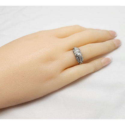 14K White Gold Resizable Diamond Ring