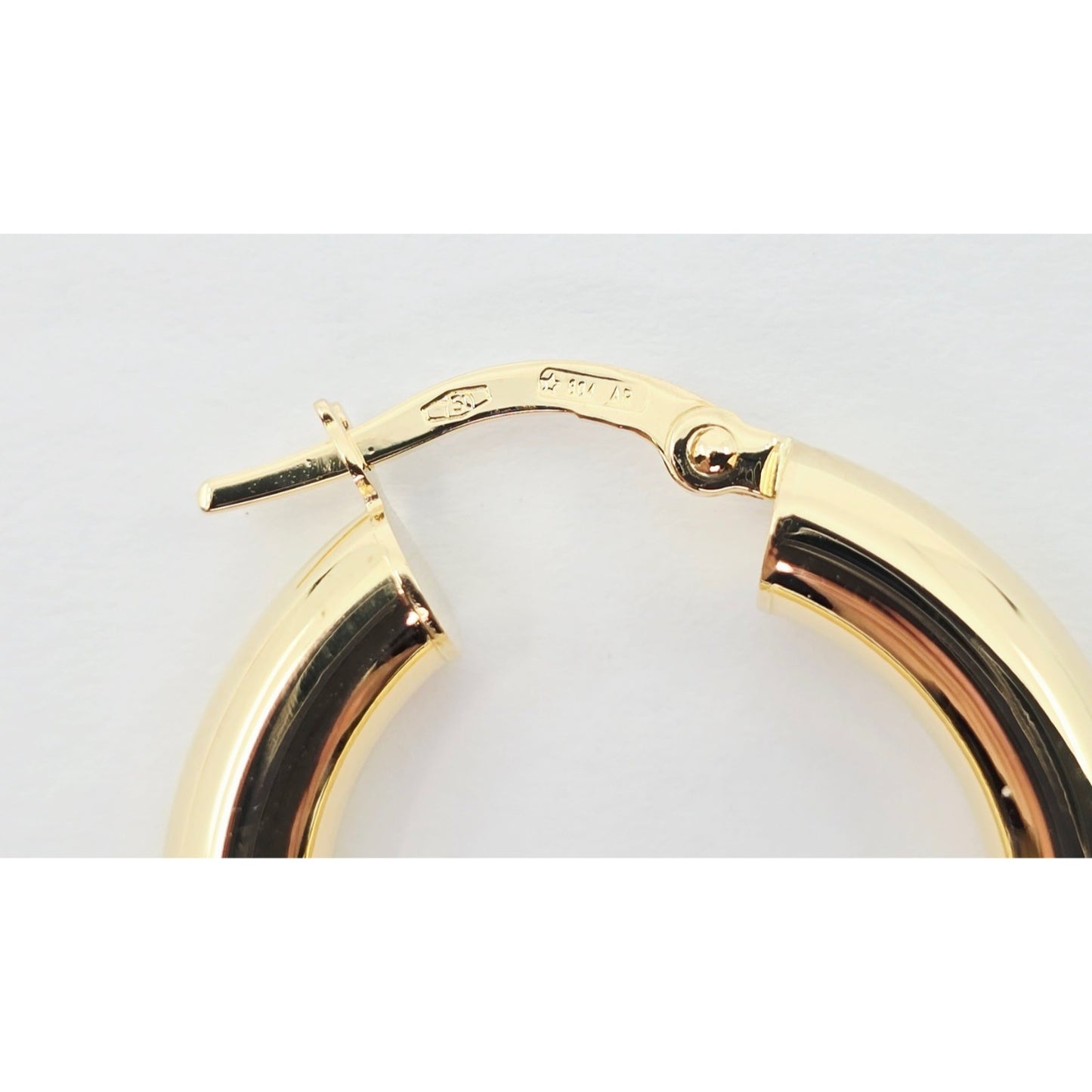 Single 18K Yellow Gold Clip on Hinge Hoop Earring