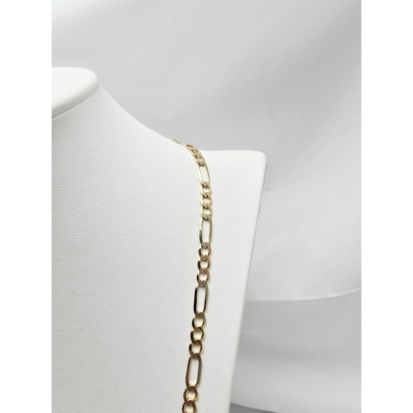 14K Yellow Gold Diamond Cut Figaro Link Chain Necklace