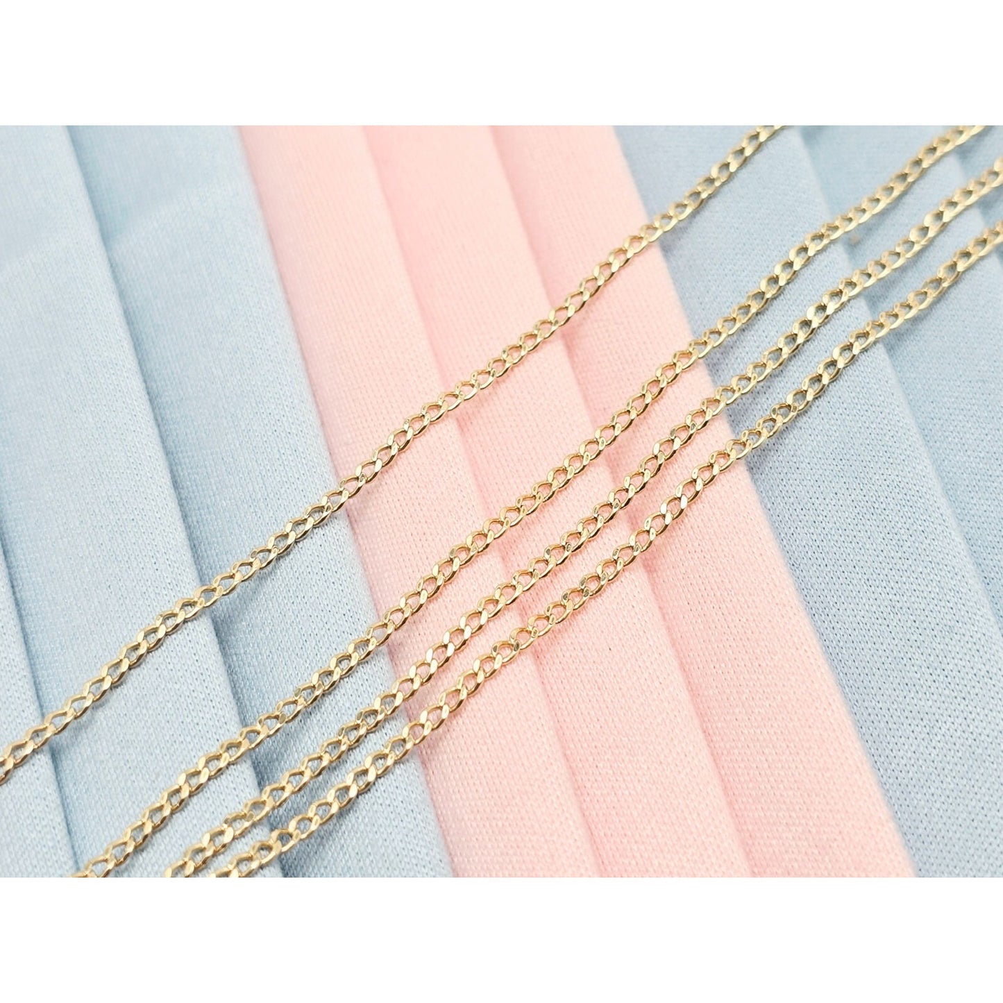Thin 14K Yellow Gold Cuban Link Chain Necklace