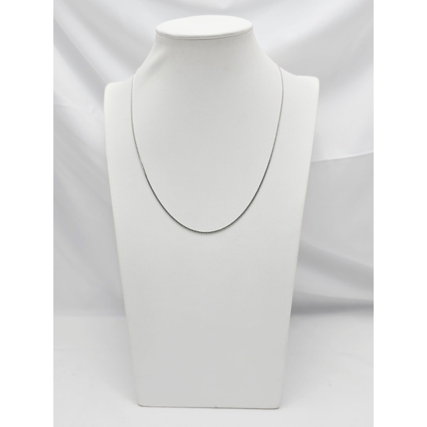 Thin 14K White Gold Franco Link Chain Necklace