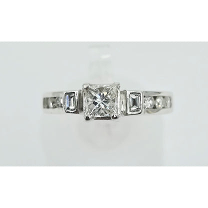 14K White Gold Princess & Round Cut Diamond Engagement Ring