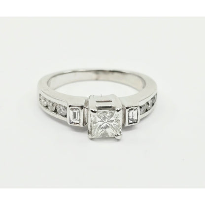 14K White Gold Princess & Round Cut Diamond Engagement Ring