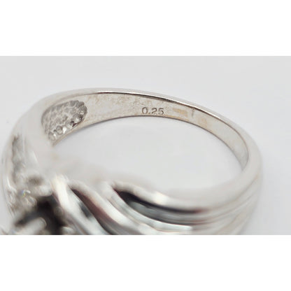 14K White Gold Round & Baguette Diamond Ring