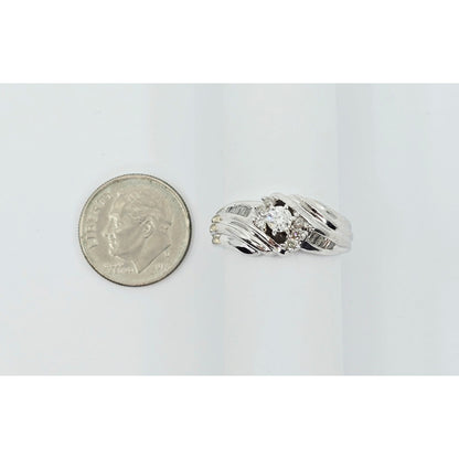 14K White Gold Round & Baguette Diamond Ring