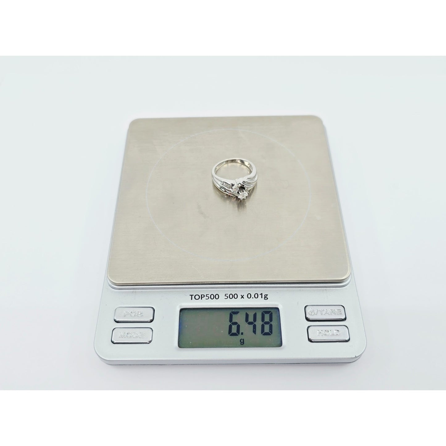 14K White Gold Round & Baguette Diamond Ring