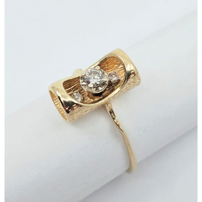 14K Yellow Gold Tube Bark Wood 3 Stone Diamond Ring