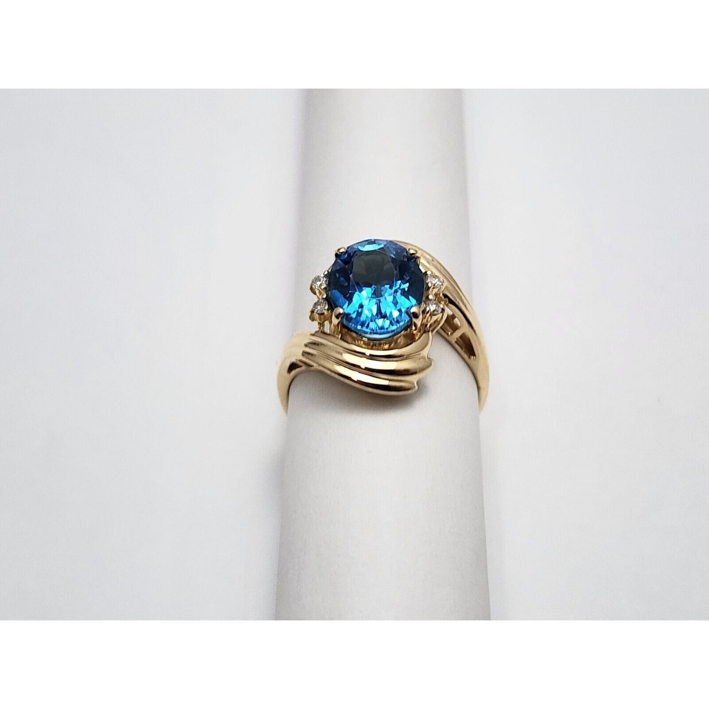 14K Yellow Gold Blue Topaz & Diamond Ring