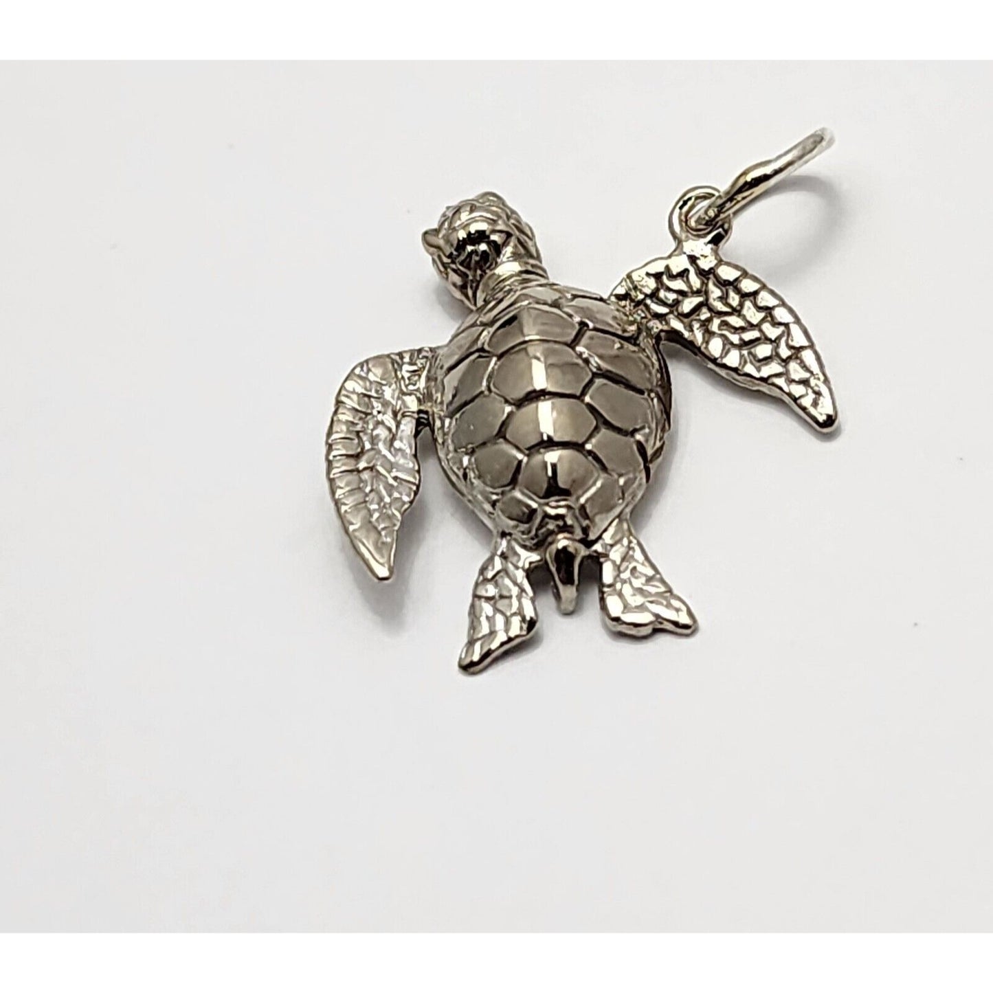 14K White Gold Turtle Tortoise Charm Pendant